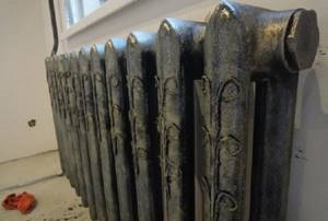 Cast iron heating radiators: how to paint, what to paint with, what kind of paint