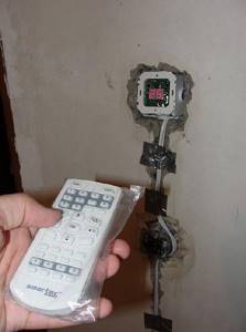 Photo - installing a thermostat