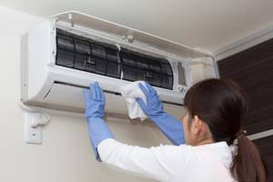 Using an air conditioner to heat your home in winter