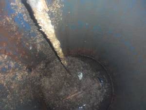 how to clean a water heater from rust and dirt