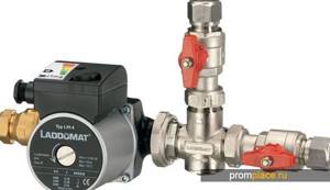 How does a three-way valve work in a gas boiler?