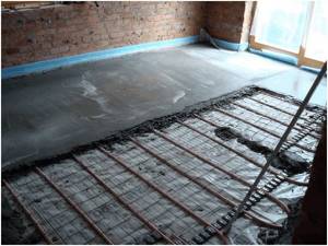 How to make a warm water floor without screed