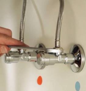 how to assemble a kitchen faucet