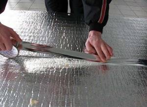How to insulate the floor in a panel house