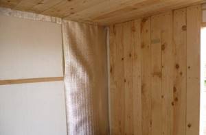 How to insulate an iron shed. A cheap way to insulate a shed 