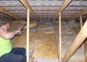 what layer of insulation is needed for the ceiling