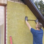 Mineral wool protects the facade from condensation and helps retain heat in the room
