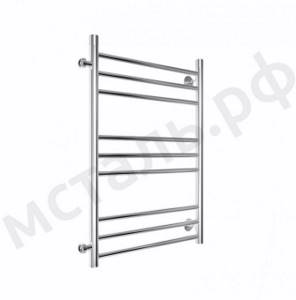 Heated towel rail with union nut on outlets