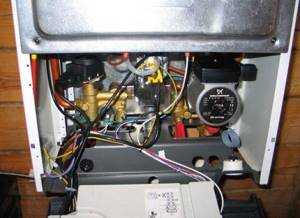 Checking the electrical wiring of a gas boiler