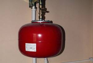 expansion tank for heating