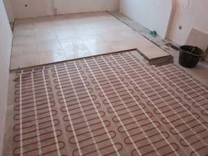 Warm floor under tiles
