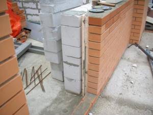 insulation of brick houses