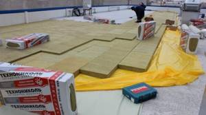 Insulation of floors and flat roofs photo