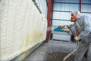 Insulation of external walls with foam