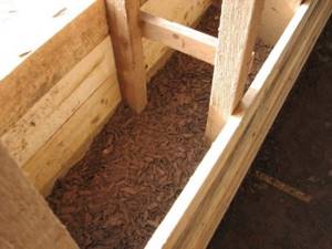 Sawdust insulation